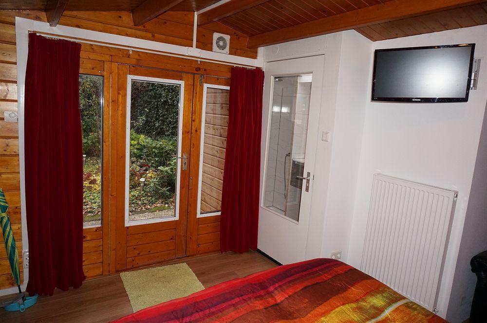 Xaviera'S Bed And Breakfast Амстердам Екстериор снимка